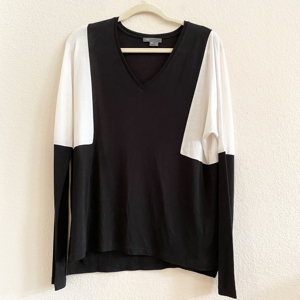 Vince Sweater Womens XS Black White Color Block Flowy Cozy Slouchy Batwing